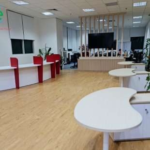 Bàn cụm và bàn rời đa dạng cho văn phòng làm việc